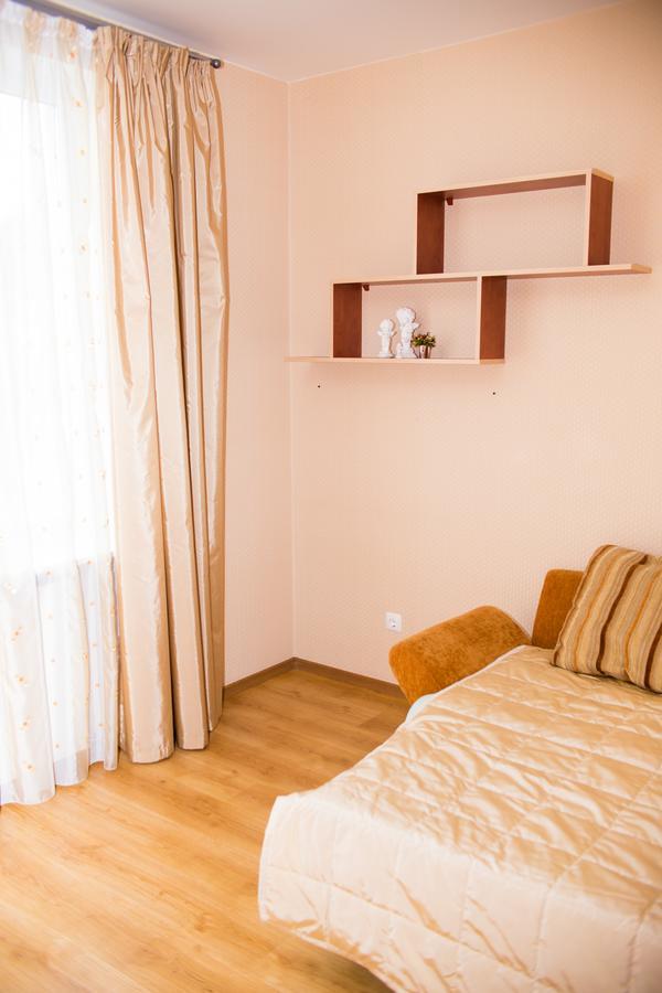 Family Hostel Minsk Exteriör bild